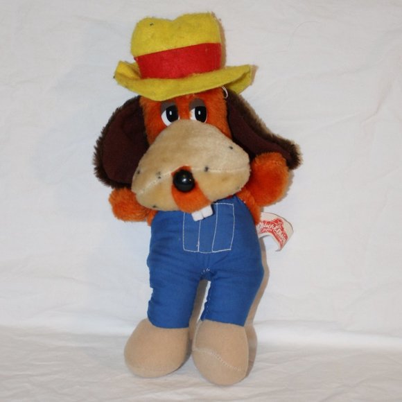 chuck e cheese jasper plush